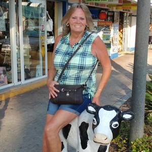 Meet your Posher, Lisa